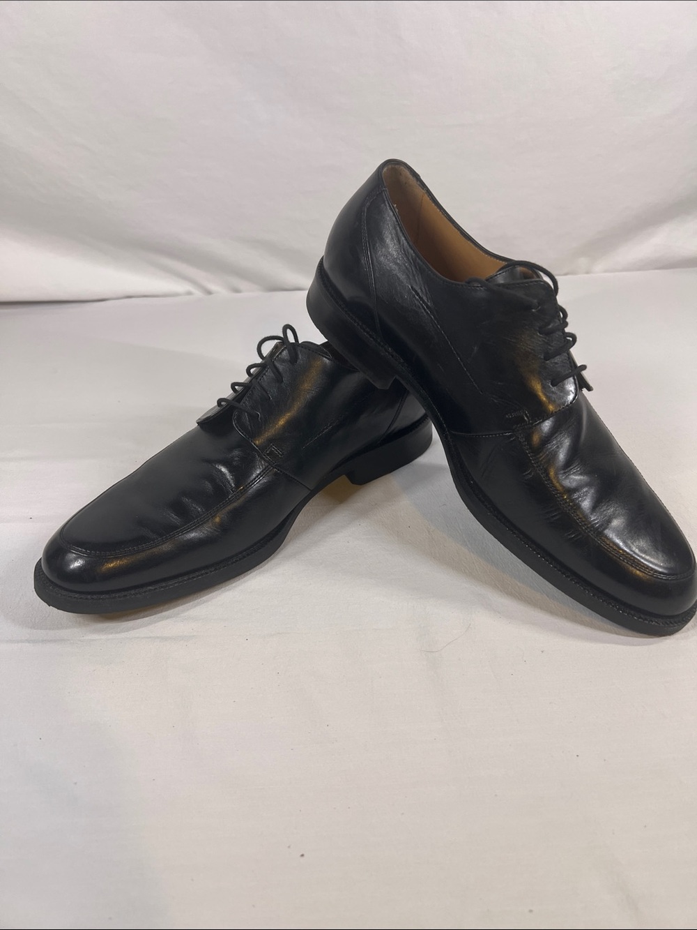 Johnston & Murphy Black Leather Lace-Up Oxfords